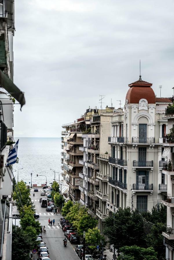 Central apartment downtown Thessalonique Extérieur photo