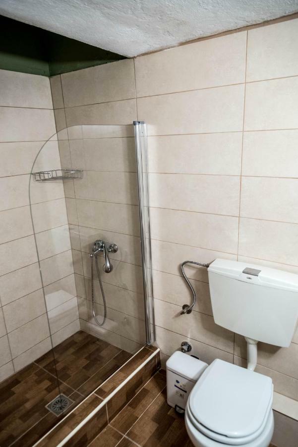 Central apartment downtown Thessalonique Extérieur photo